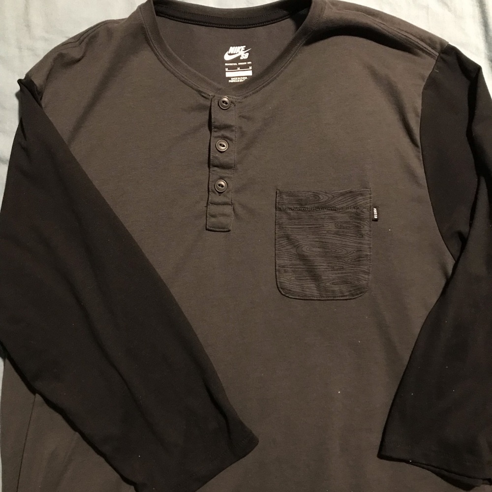 Nike 3/4 sleeve tee Men’s Med